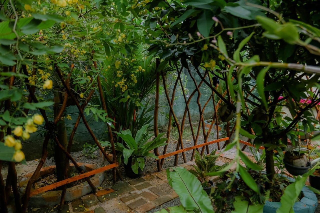 Ruwan Jungle Homestay มิริสซา ภายนอก รูปภาพ