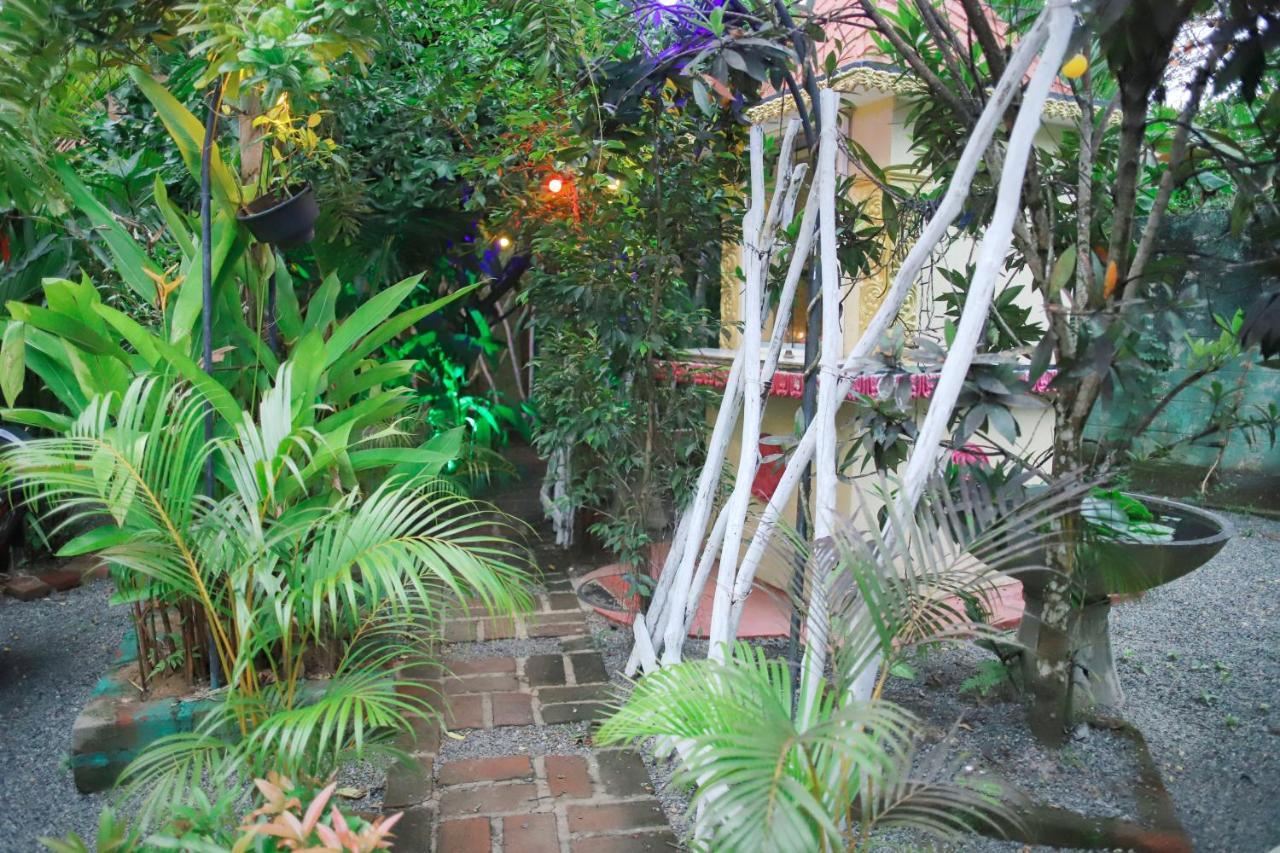 Ruwan Jungle Homestay มิริสซา ภายนอก รูปภาพ