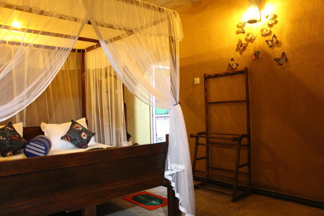 Ruwan Jungle Homestay มิริสซา ภายนอก รูปภาพ