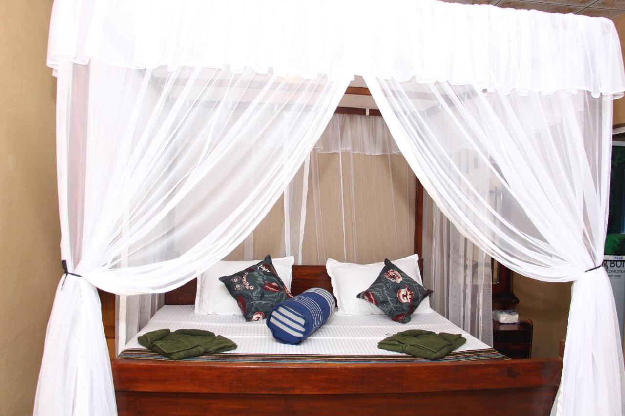 Ruwan Jungle Homestay มิริสซา ภายนอก รูปภาพ